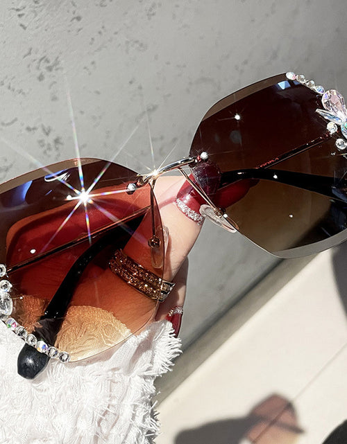 Load image into Gallery viewer, Gradient Lens Sun Glasses