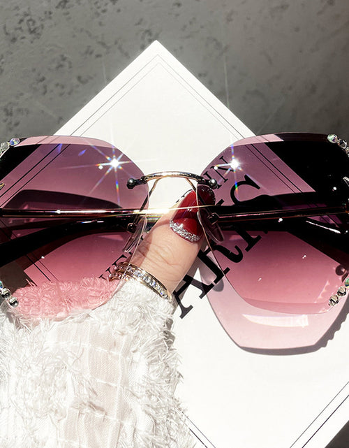 Load image into Gallery viewer, Gradient Lens Sun Glasses