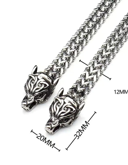 Load image into Gallery viewer, Wolf&#39;s Head Bracelet
