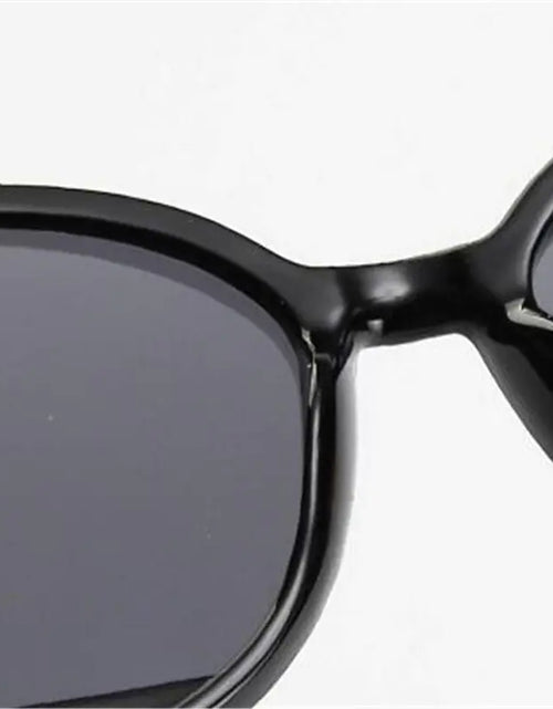 Load image into Gallery viewer, Vintage Brand Sunglasses with UV400
