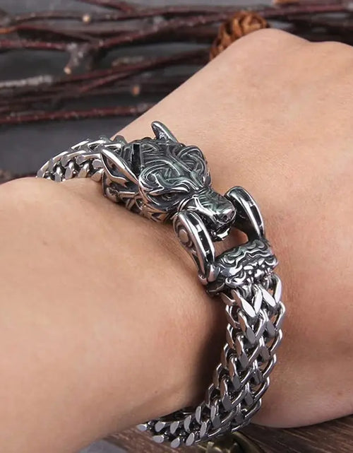 Load image into Gallery viewer, Wolf&#39;s Head Bracelet
