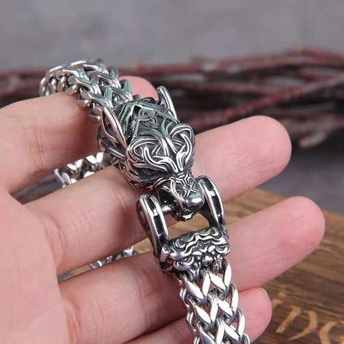 Load image into Gallery viewer, Wolf&#39;s Head Bracelet
